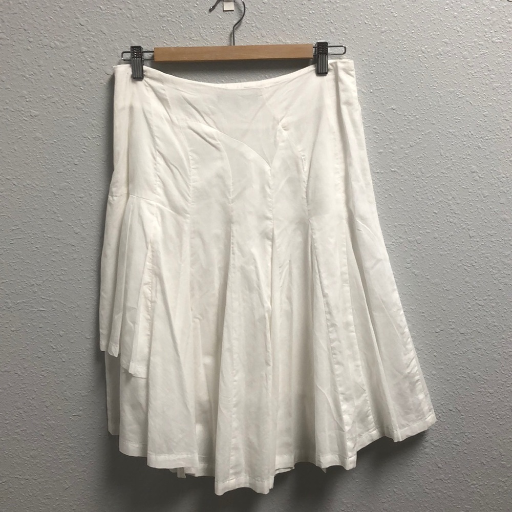 Asymmetrical pleated skirt